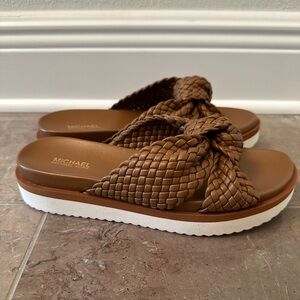 NWOT Michael Michael Kors Sandals